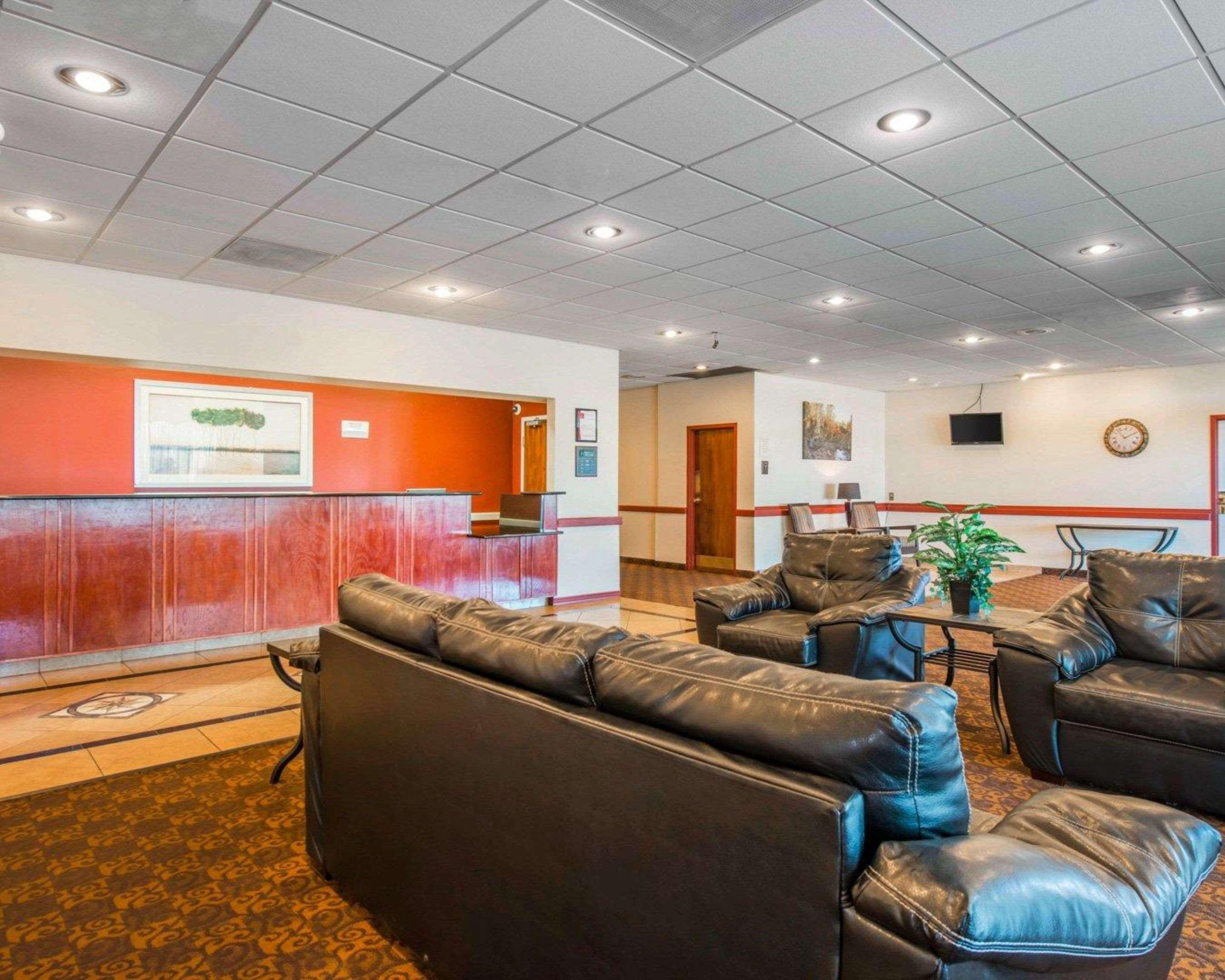 Clarion Inn And Events Center Pueblo North Exteriör bild